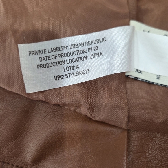Urban Republic Brown Jacket Size M NEW. - Picture 14 of 17